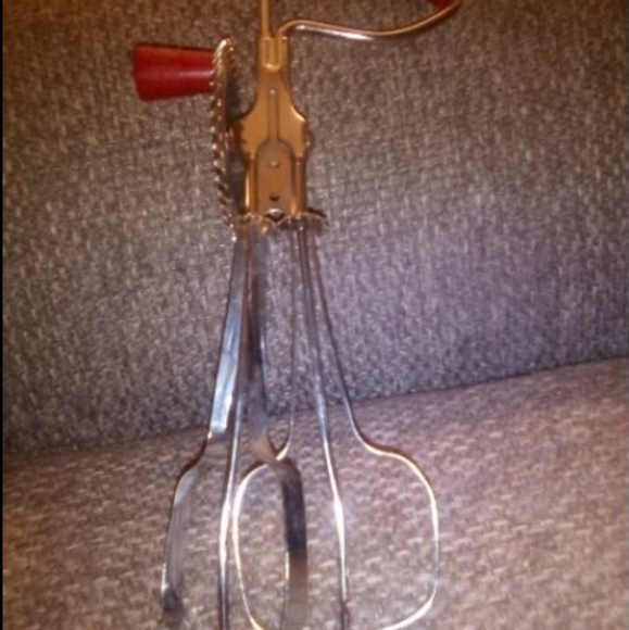 Vintage Ekco Rotary Hand Held Mixer Egg Beater Stainless Steel Red Handle - Picture 7 of 7